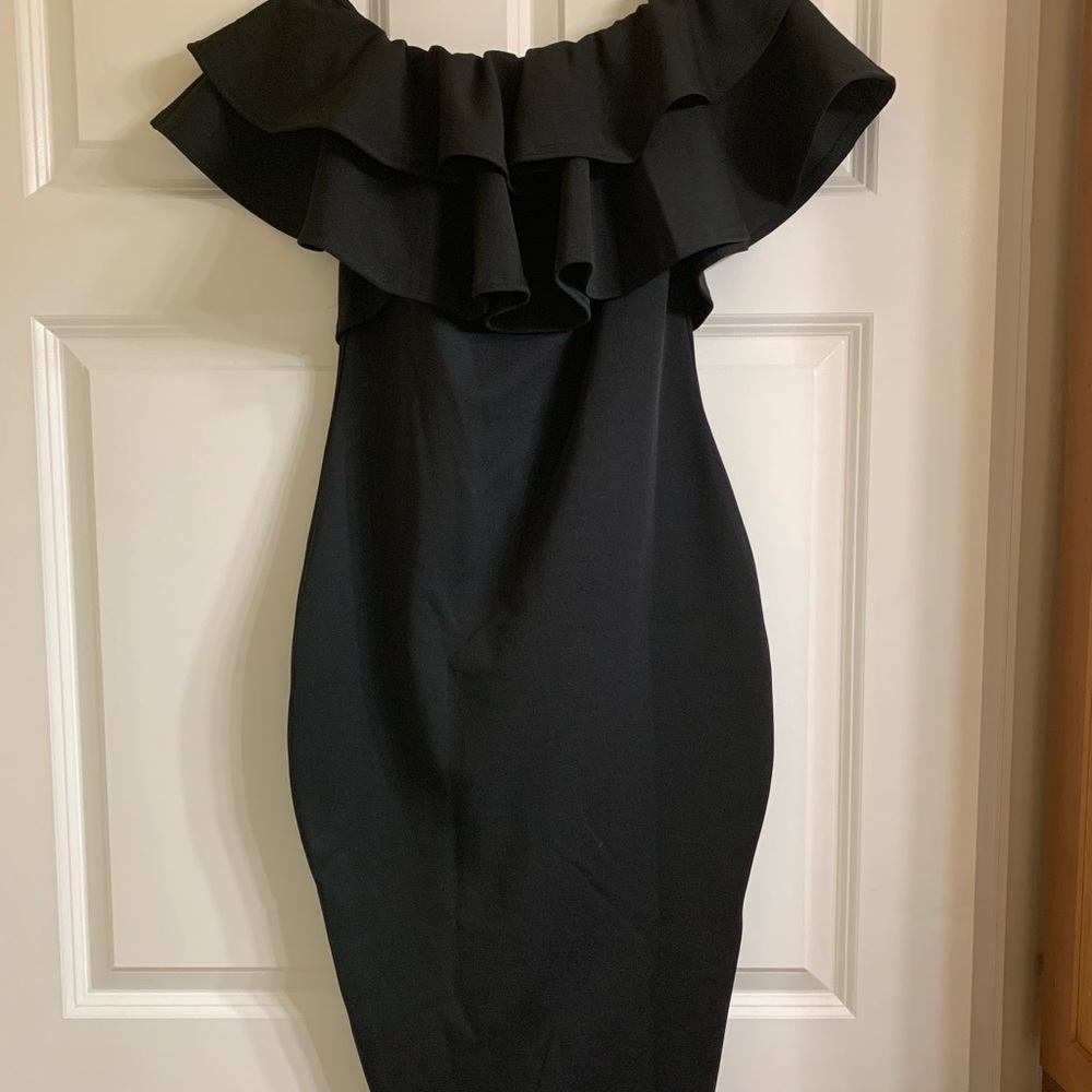 Off the shoulder tube dress